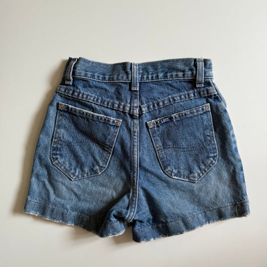 Vintage Lee denim shorts. Size approx 10-12 years