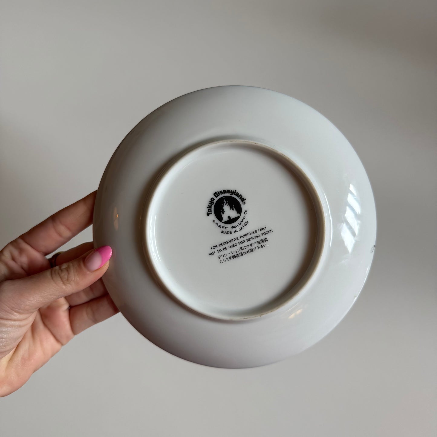 Vintage 1985 Tokyo Disneyland Mickey Mouse ceramic plate.