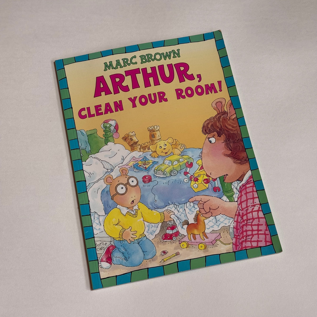 Vintage 1999 Arthur book