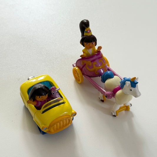 2007 Dora the explorer minature toys ( set of two)