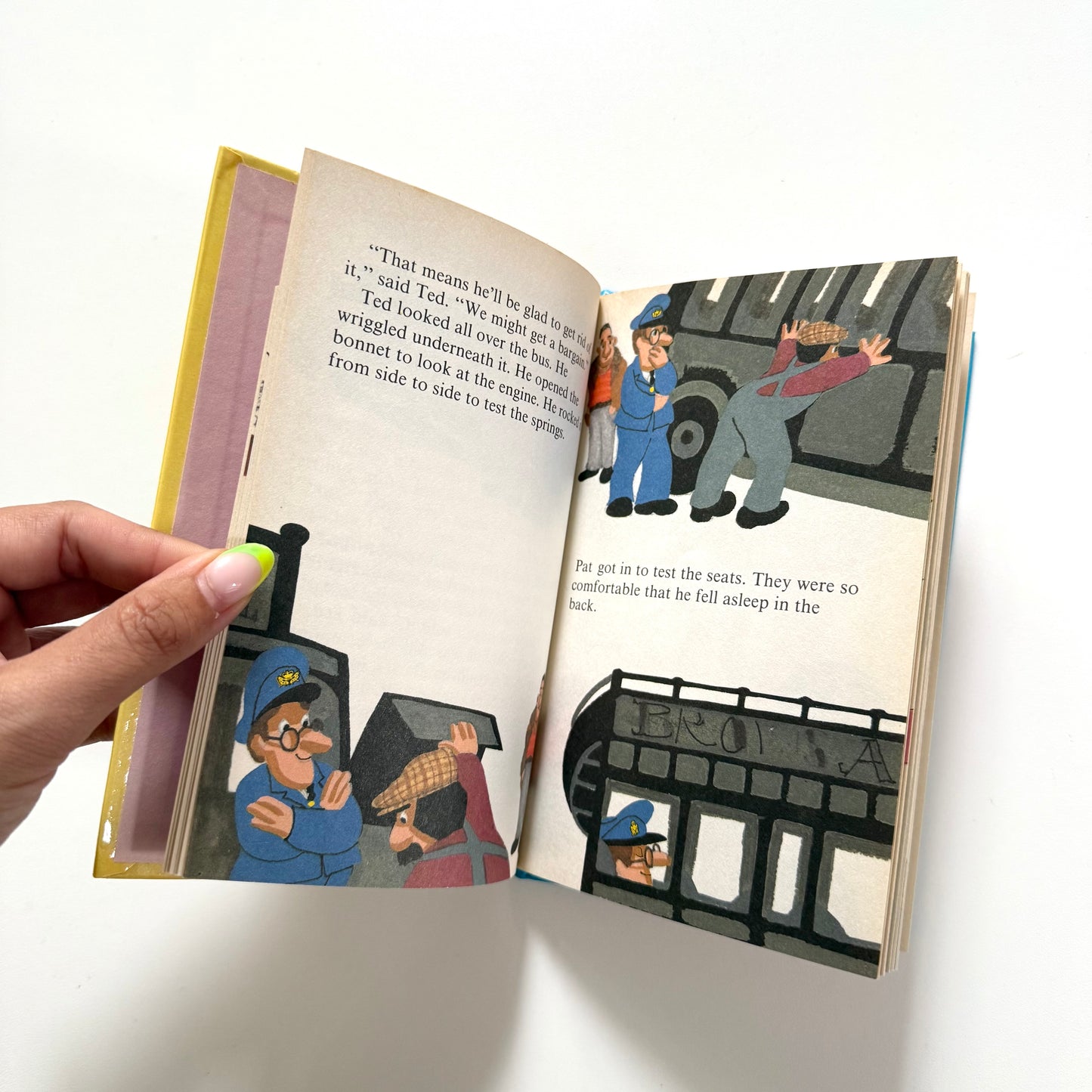 Vintage 1988 postman Pat book