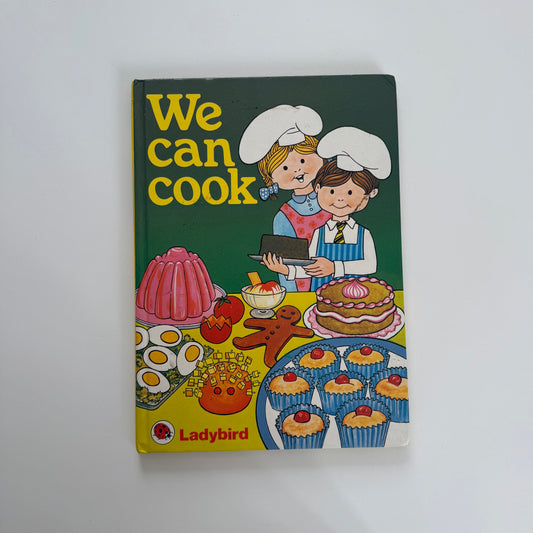 Vintage 1979 ladybird a4 cook book.