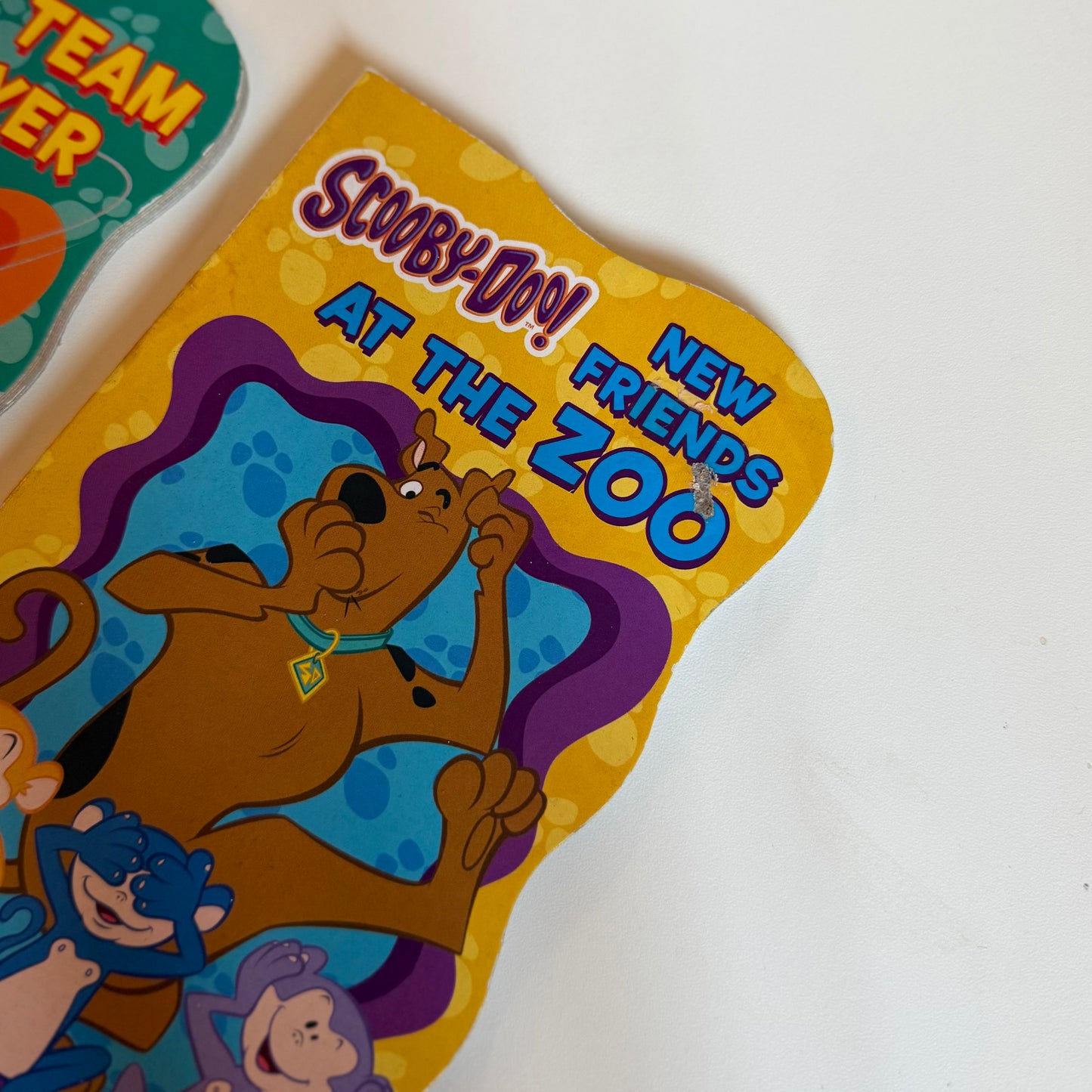 Set of 3 2010 scooby doo books