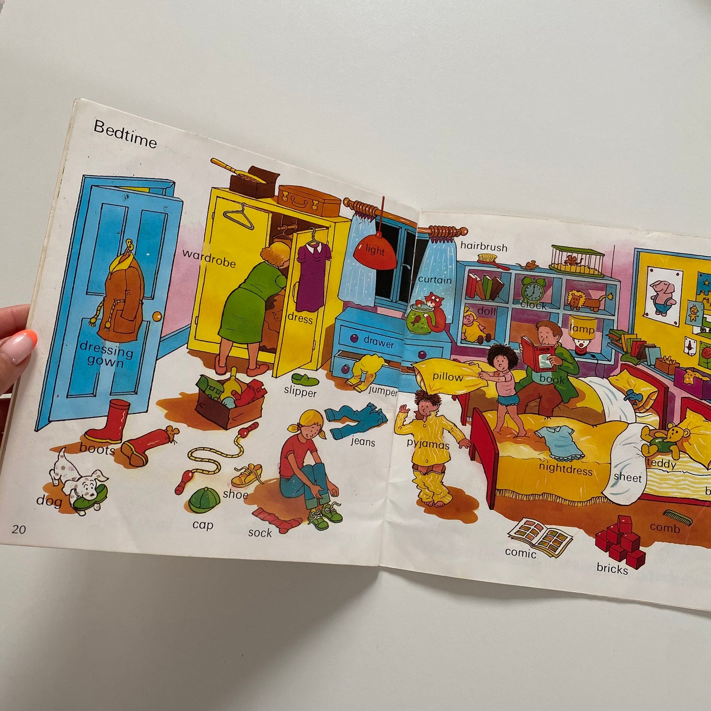 Vintage 1980 the house paperback book.