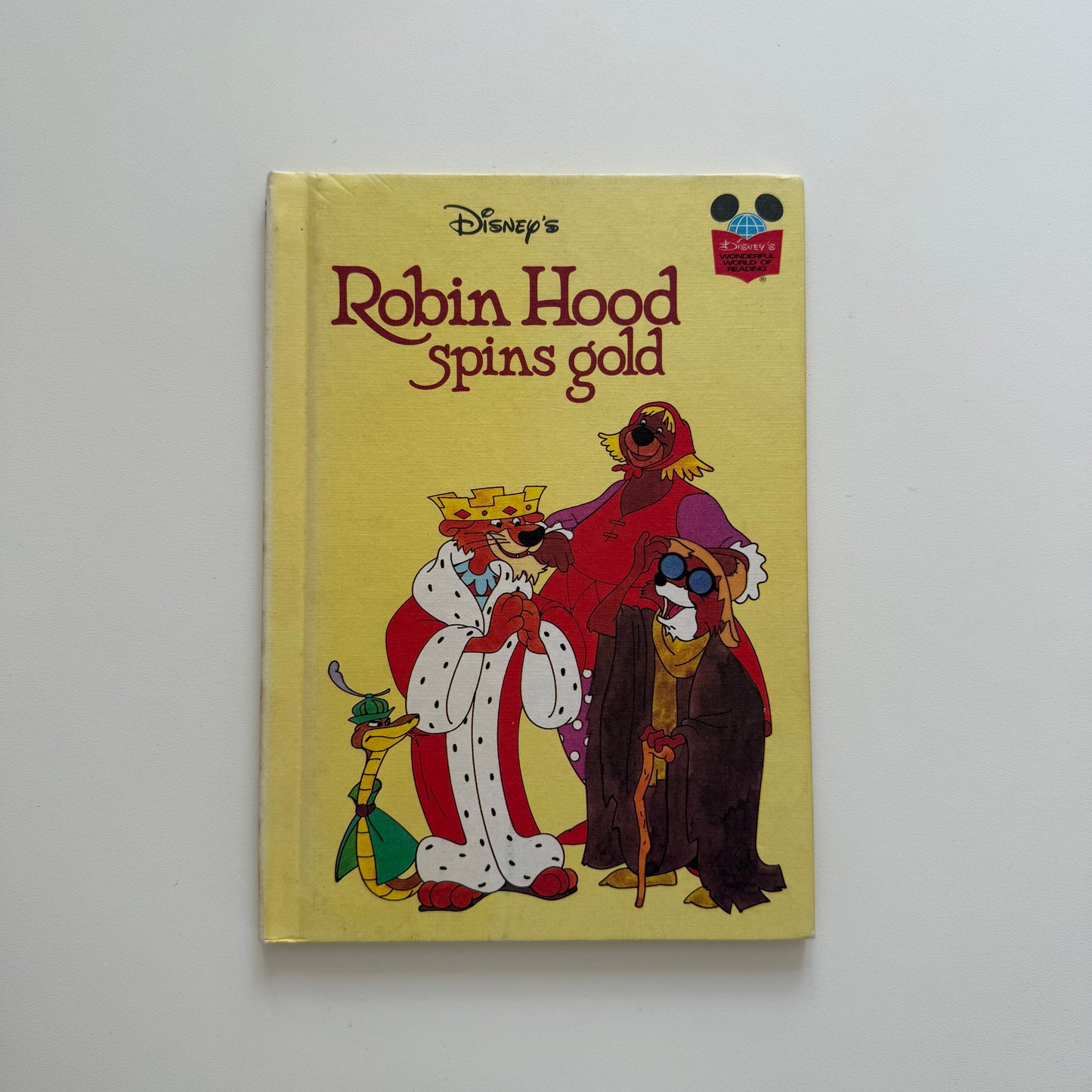 Vintage 1979 Disney Robin Hood book