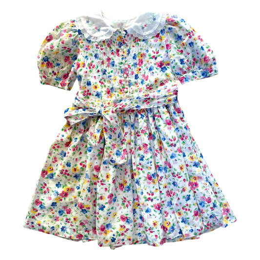 Vintage summery floral party dress. Size approx 7-9 years.