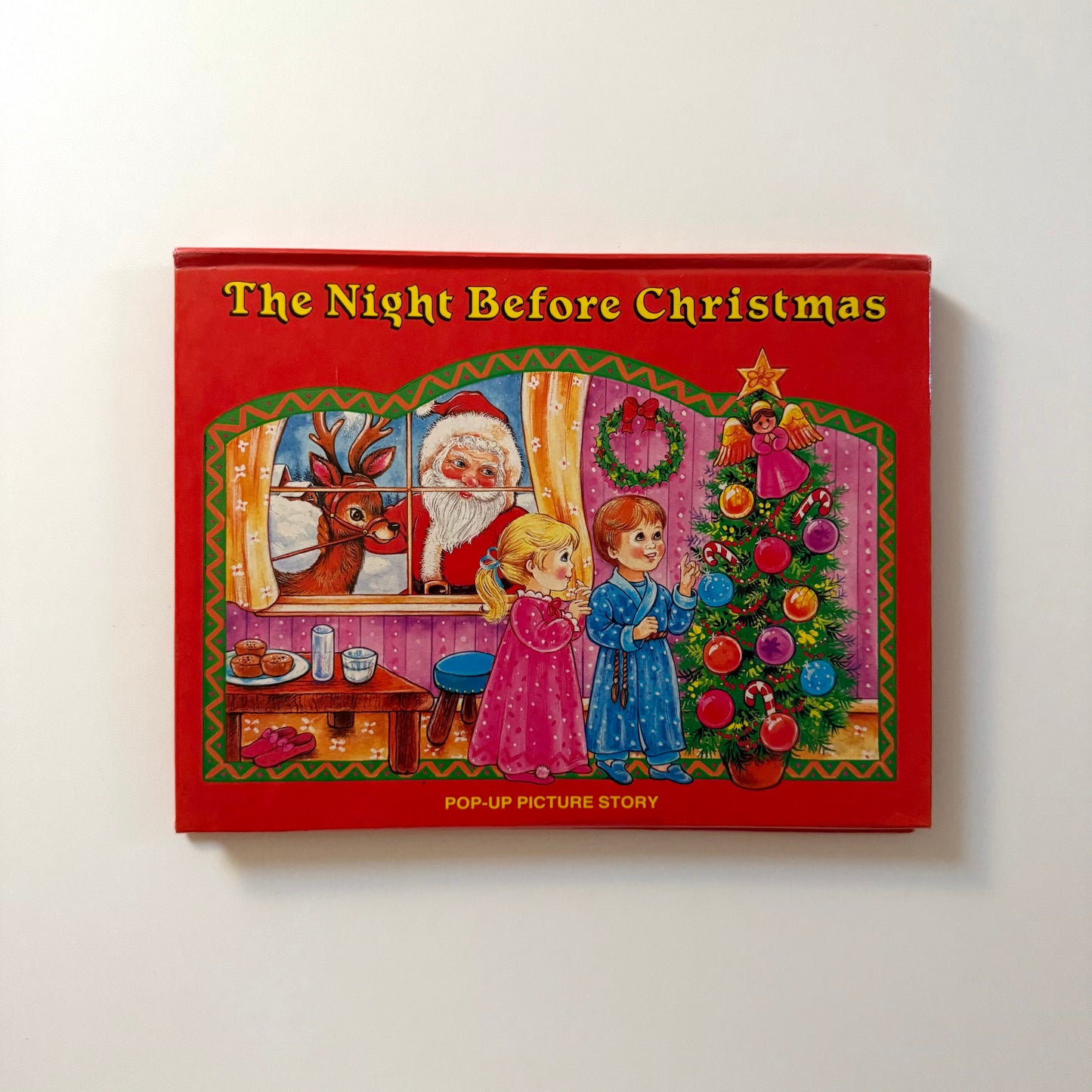 Vintage 1988 pop up Christmas book