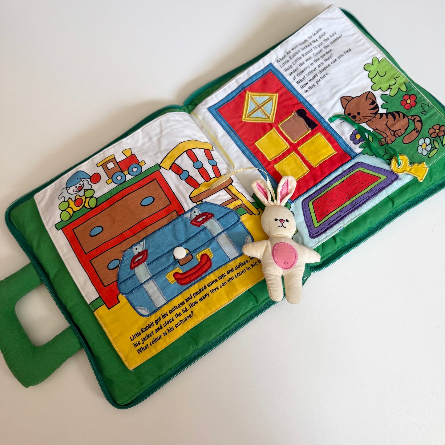 Perfect preloved Easter gift. 🐇🌷Little rabbits adventure soft plush book
