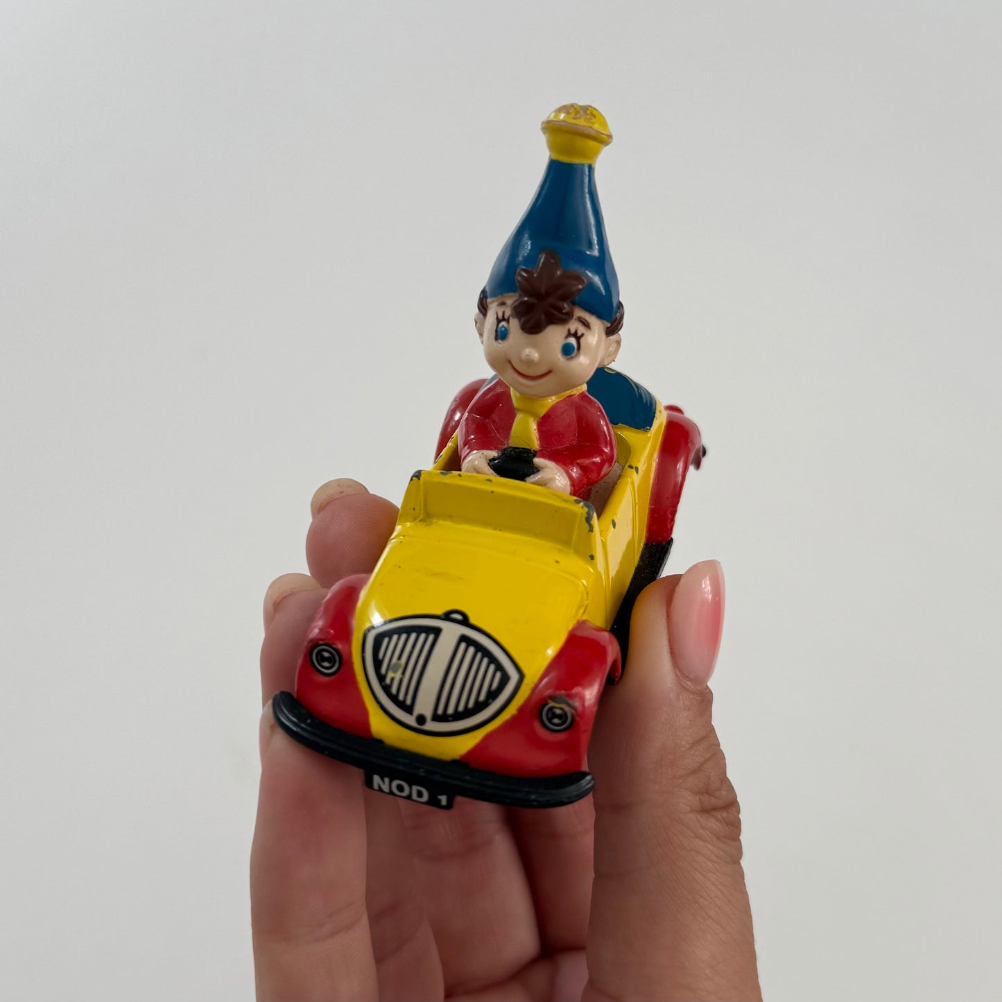 Vintage 1986 noddy figure car