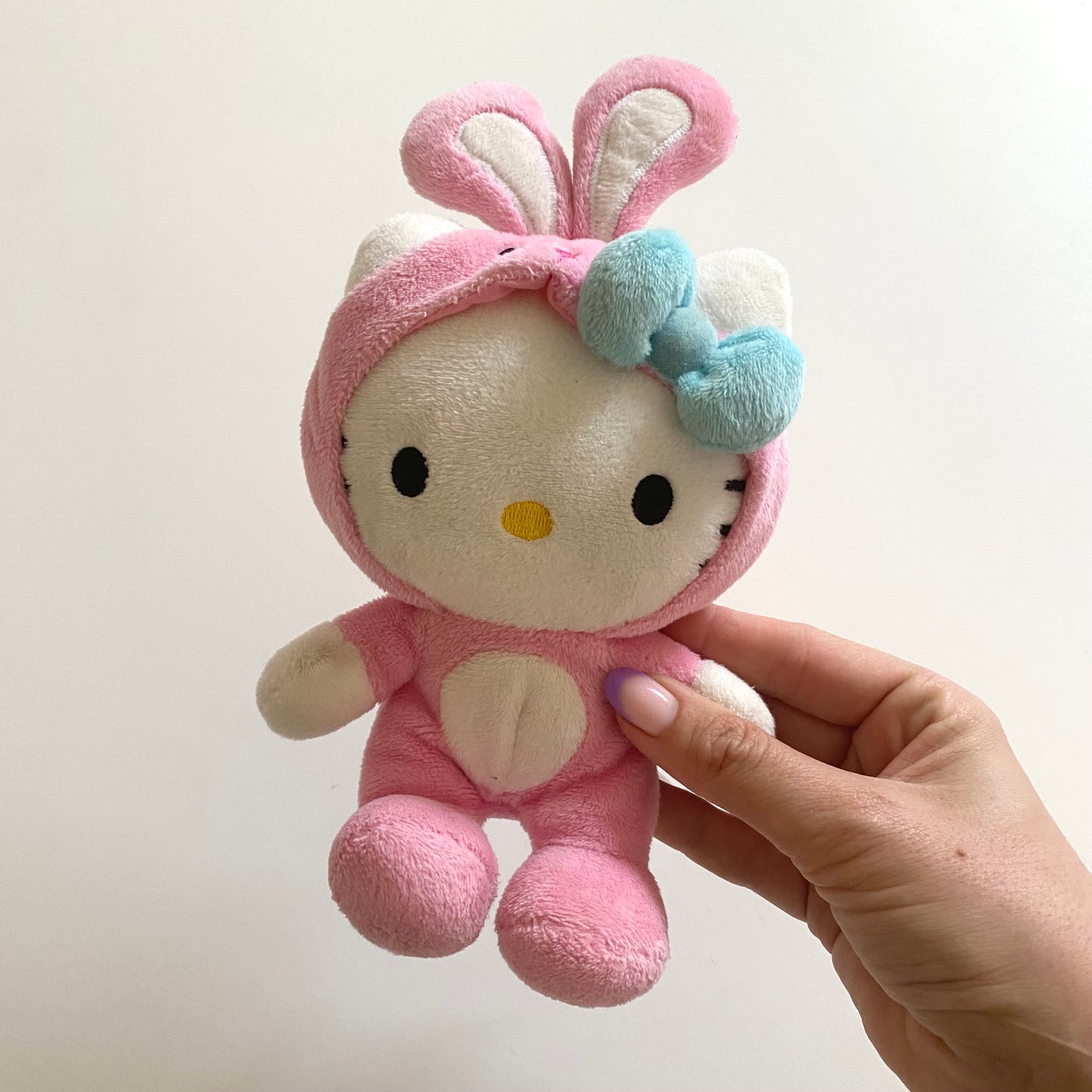 2010 Hello kitty rabbit plush teddy