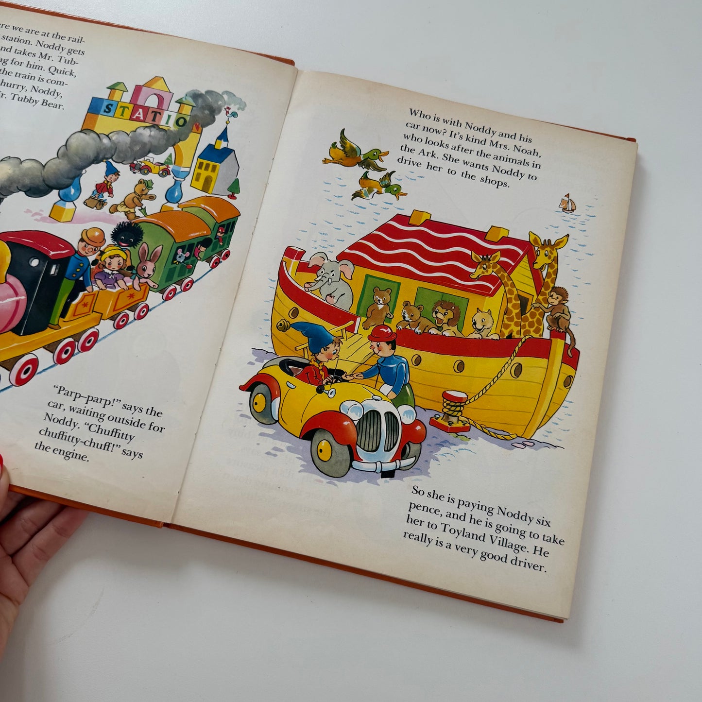 Vintage 1977 a4 noddy book