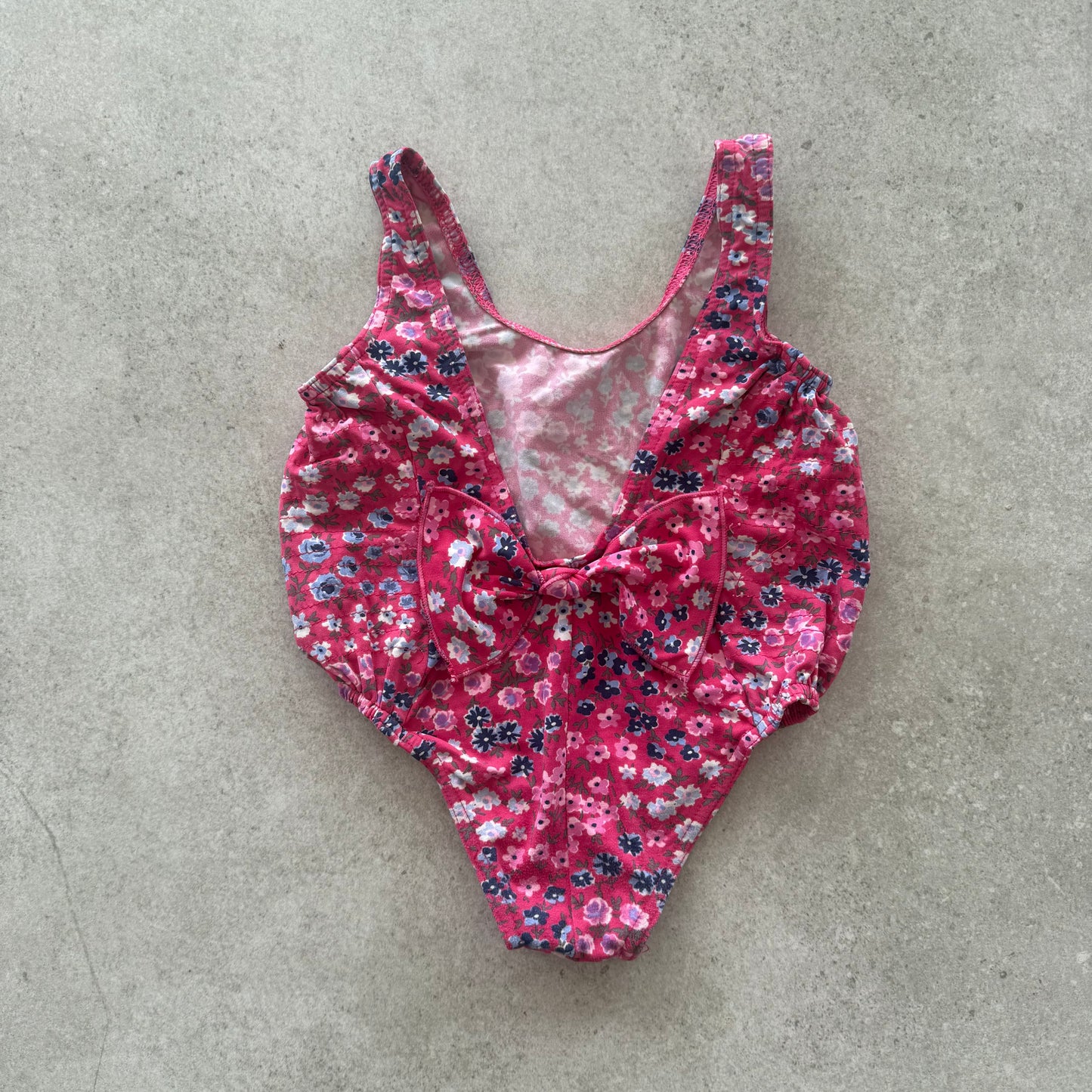 Vintage floral swimsuit. Approx 3 years