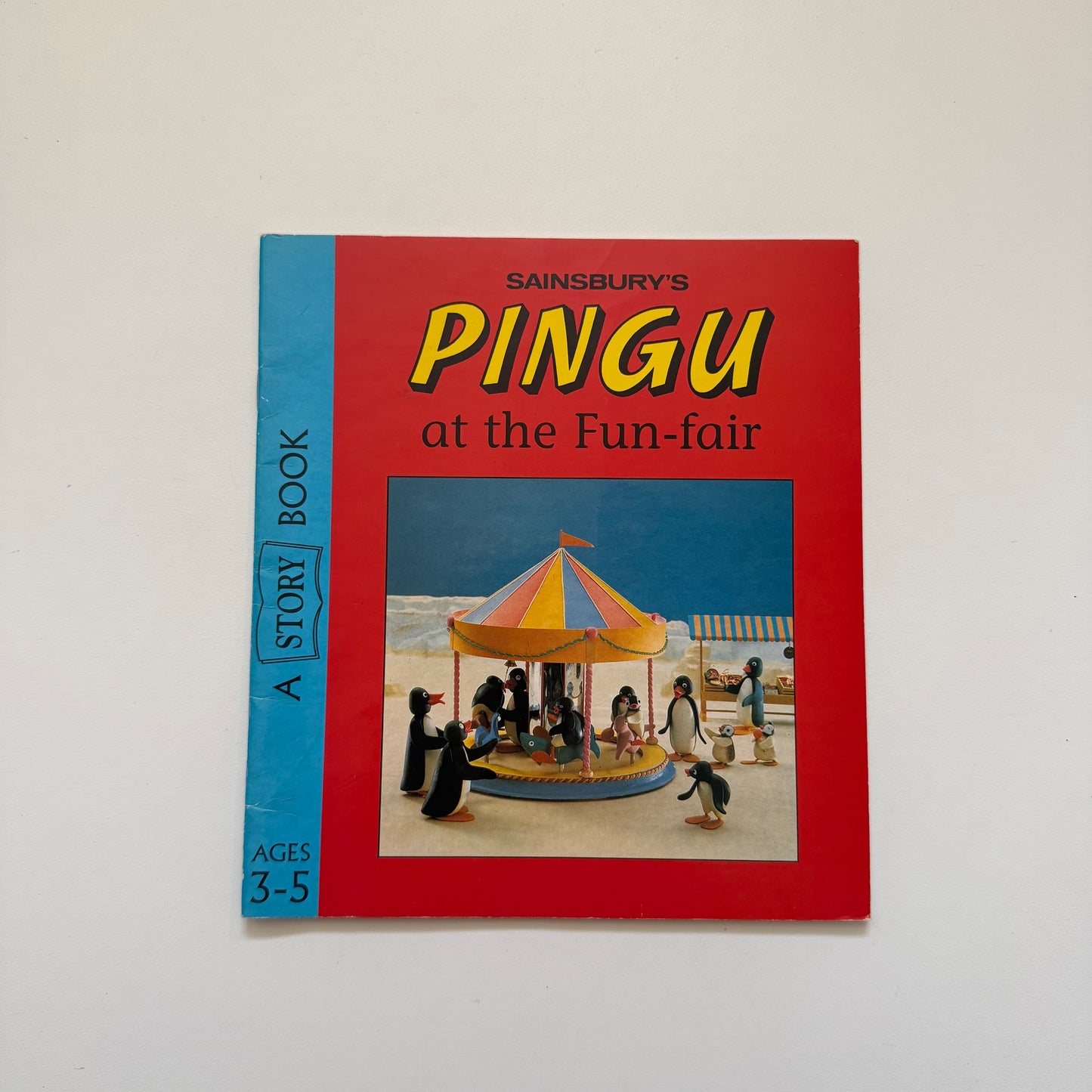 Vintage 1995 paper back pingu book