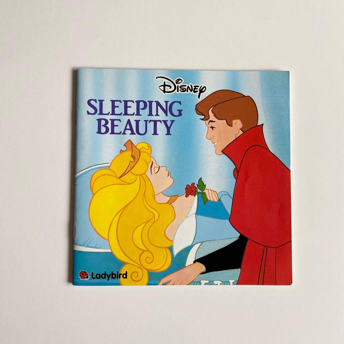 Vintage 1991 sleeping beauty paper back book