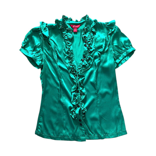 Vintage Y2K monsoon green satin short sleeved blouse. Size 8.