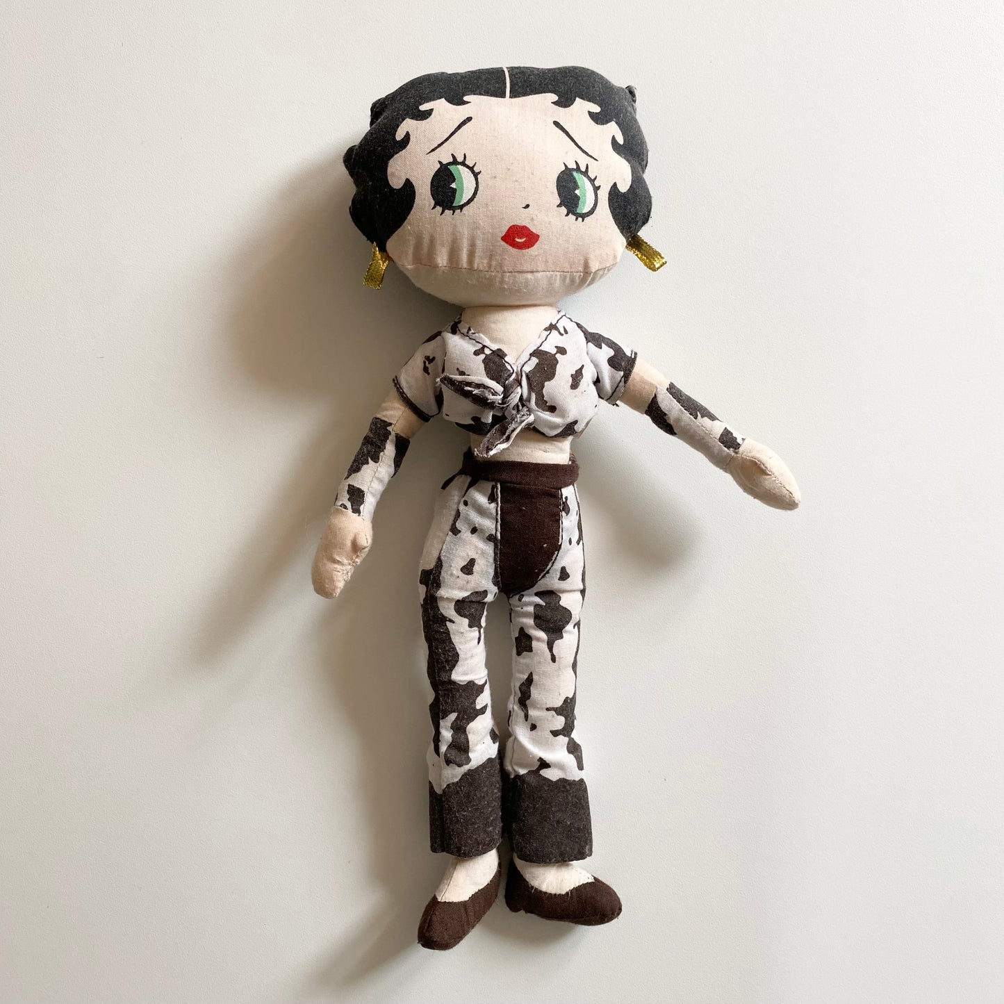 Vintage 2003 soft toy Betty boop. Condition as shown.