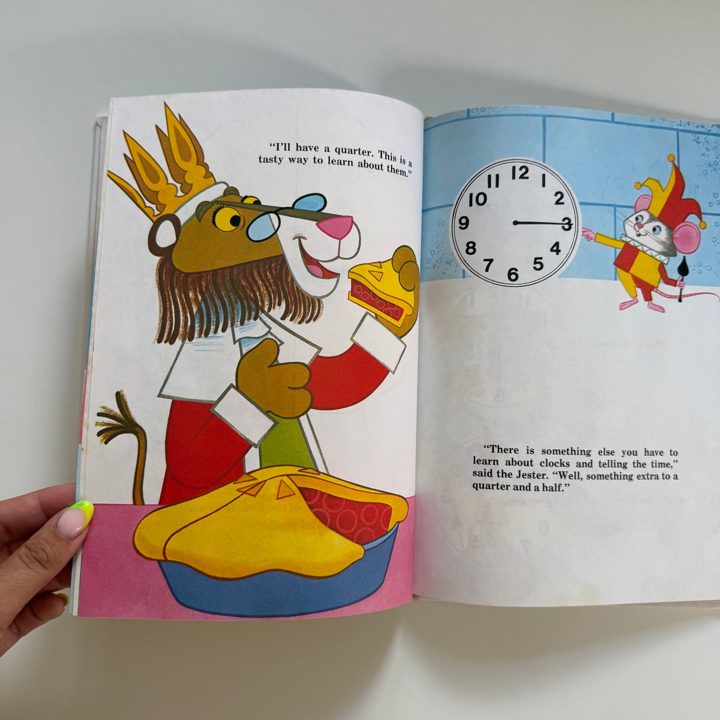 Vintage telling the time book