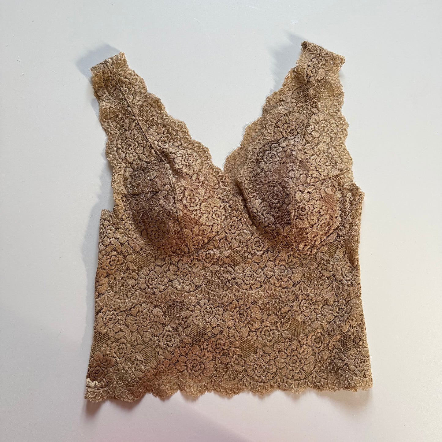 Vintage Y2K lace beige tank top. Size 8