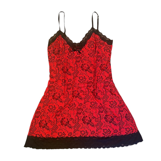 Y2K vintage red and black floral baydoll lace slip dress. Size 12-14
