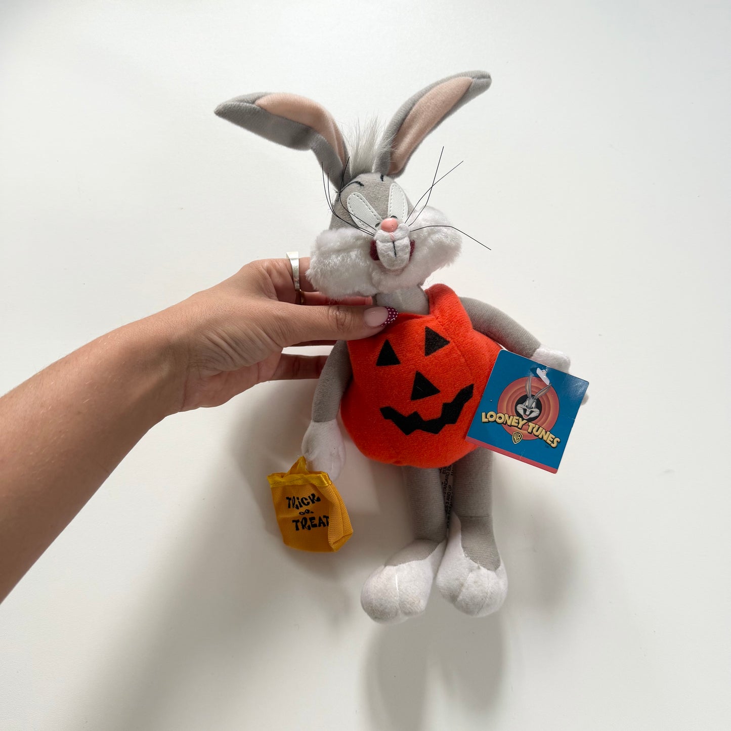 Vintage 1989 Halloween bugs bunny soft toy