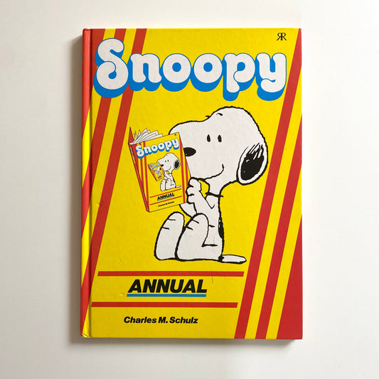 Vintage 1991 snoopy annual. Has some writing inside.