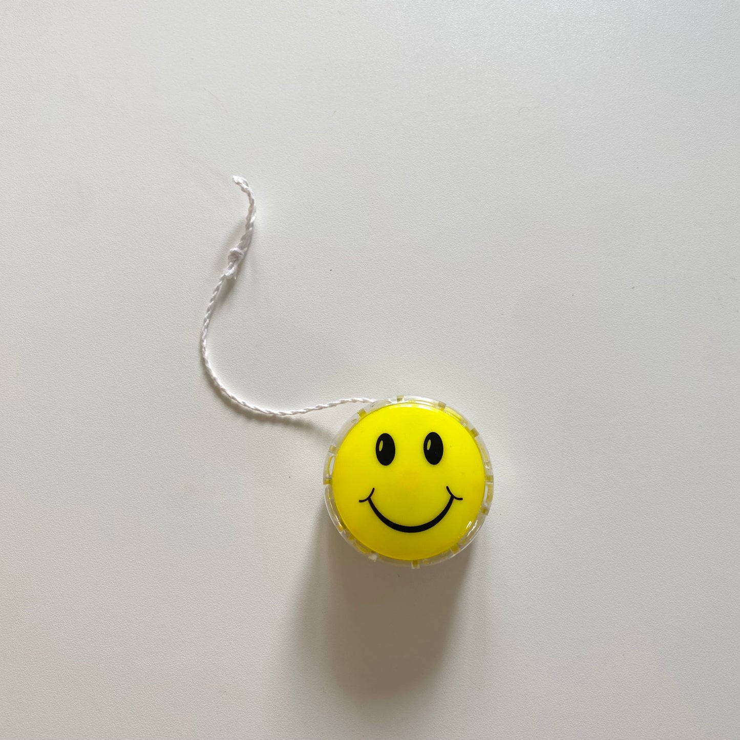 Smiley face yo yo