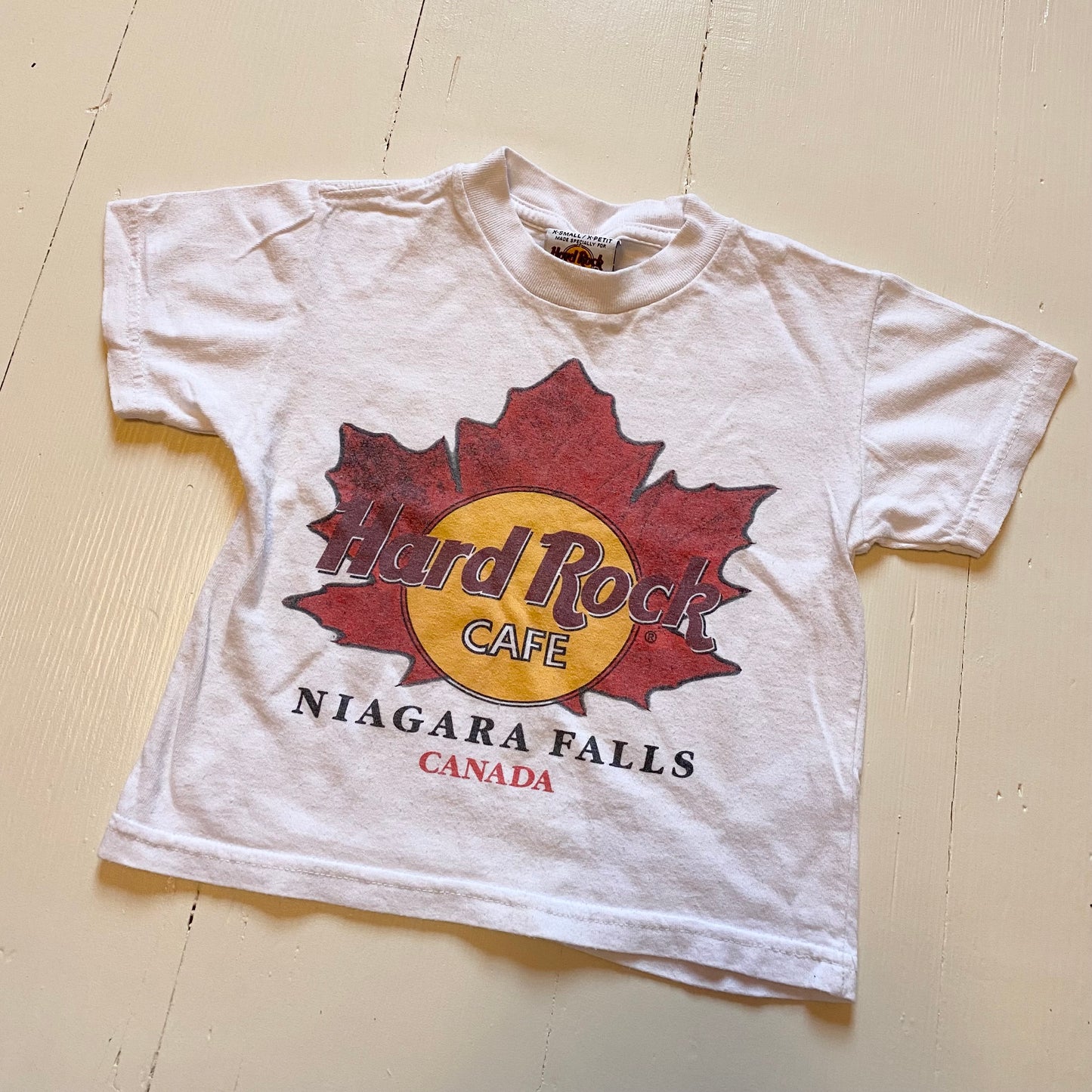 Hard Rock Cafe vintage Canada tshirt size 2Y