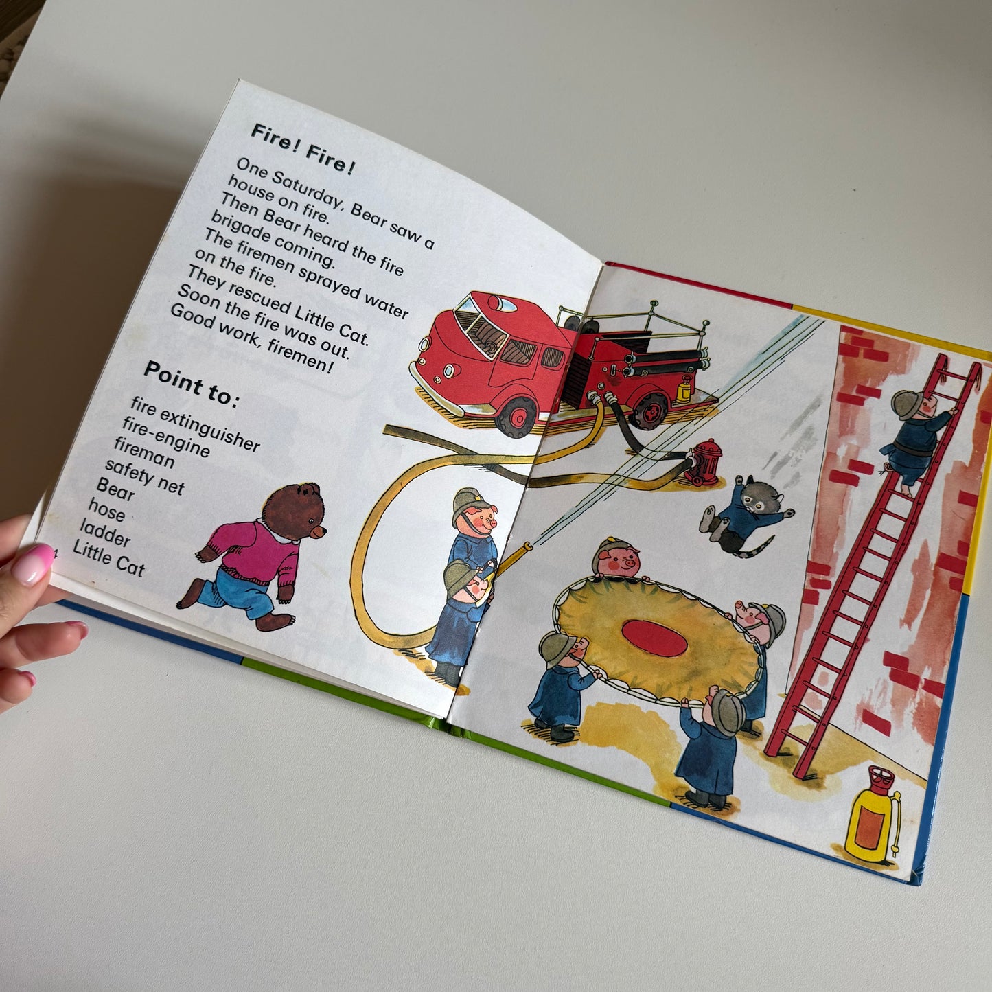 Vintage 1986 Richard scarry book.