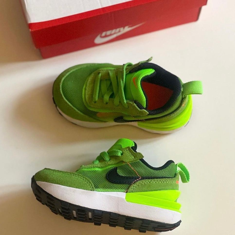 Nike neon green trainers UK 5.5