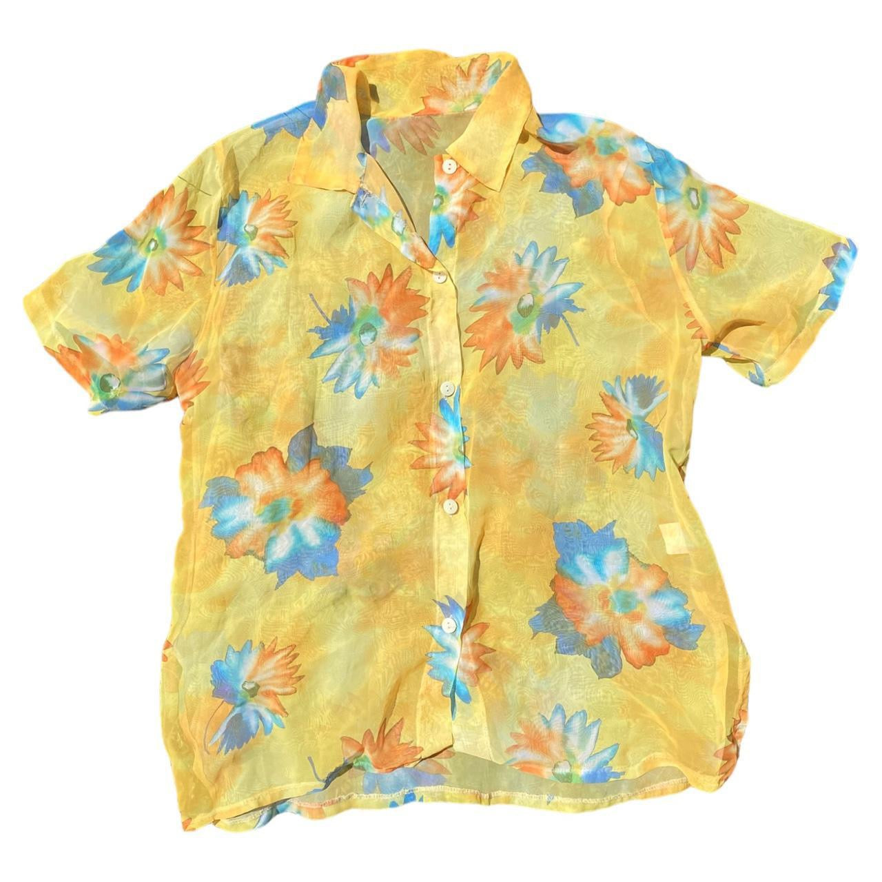 Pretty summery 90s yellow sheer short sleeved shirt /Size M