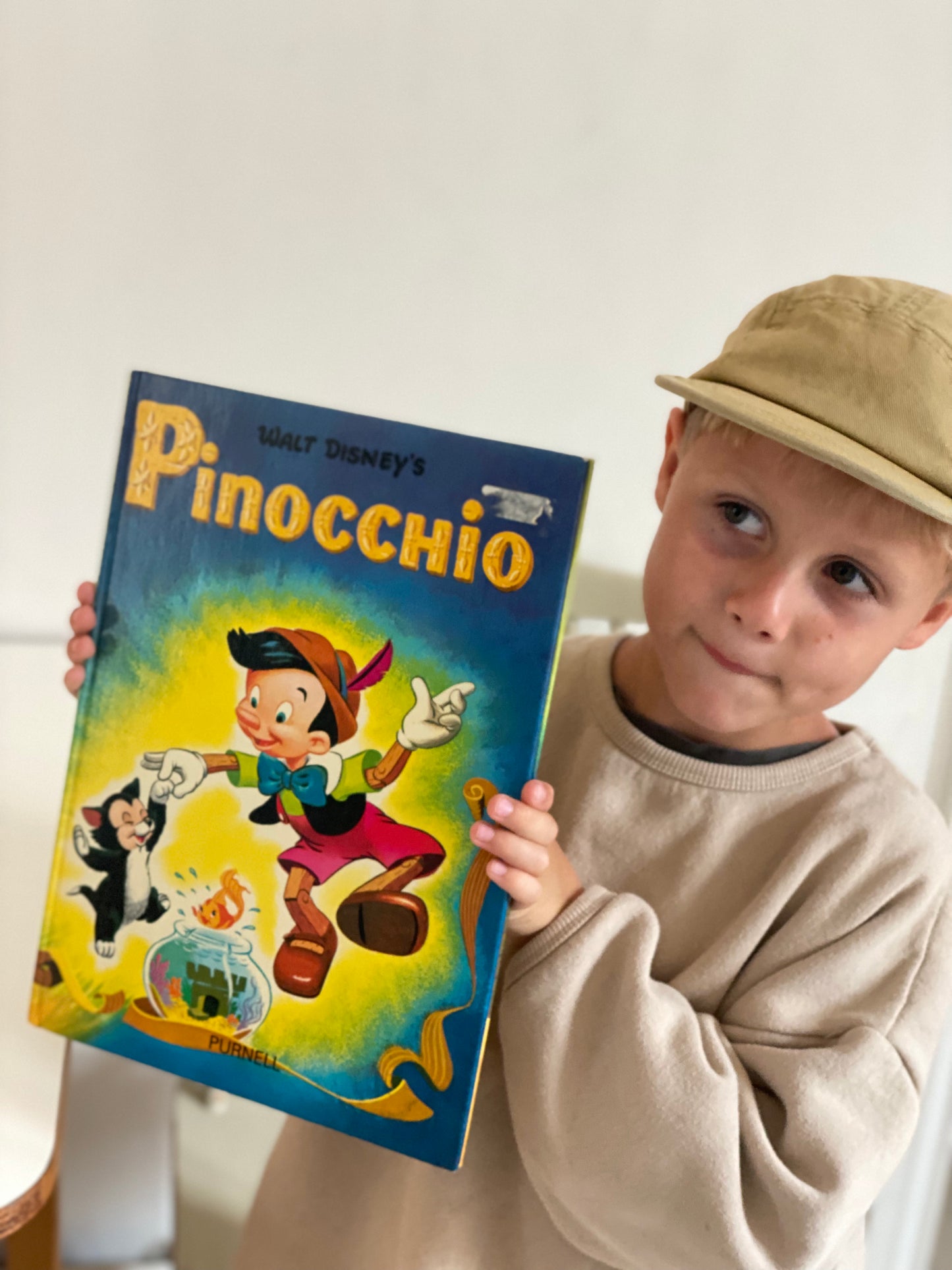 Vintage Walt Disney Pinocchio hardback book